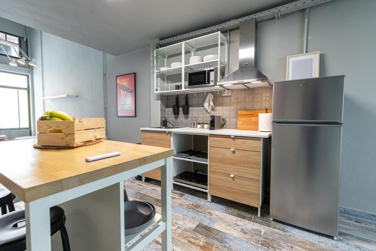 Modern Central Apartment In Chania ハニア エクステリア 写真